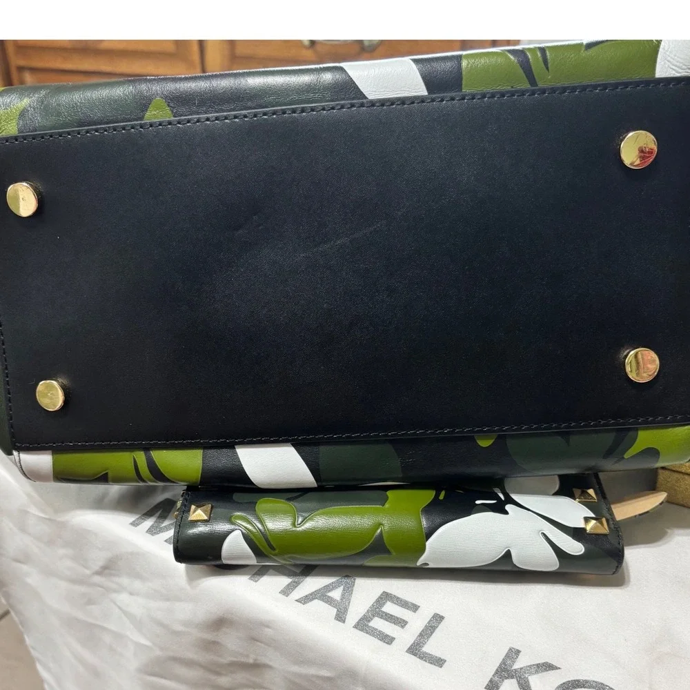 Michael Kors Whitney Tote Wallet Watch Set Womens NS Black Multi 3pc Butterfly